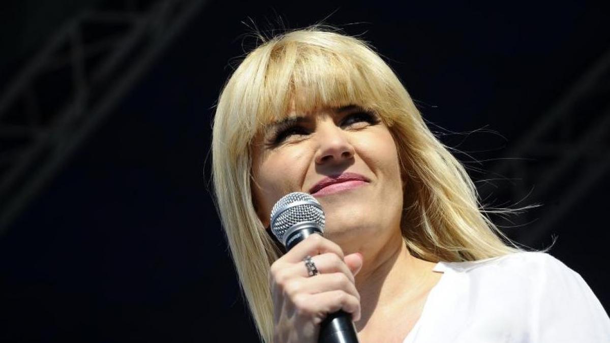 elena udrea ara la nana cu limuzina bolidul de peste 120 de mii de euro a fost luat in leasing