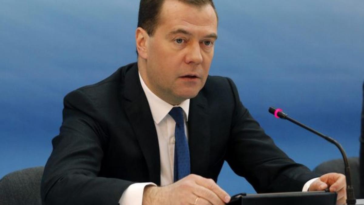 Premierul rus, Dmitri Medvedev, vizitează Crimeea