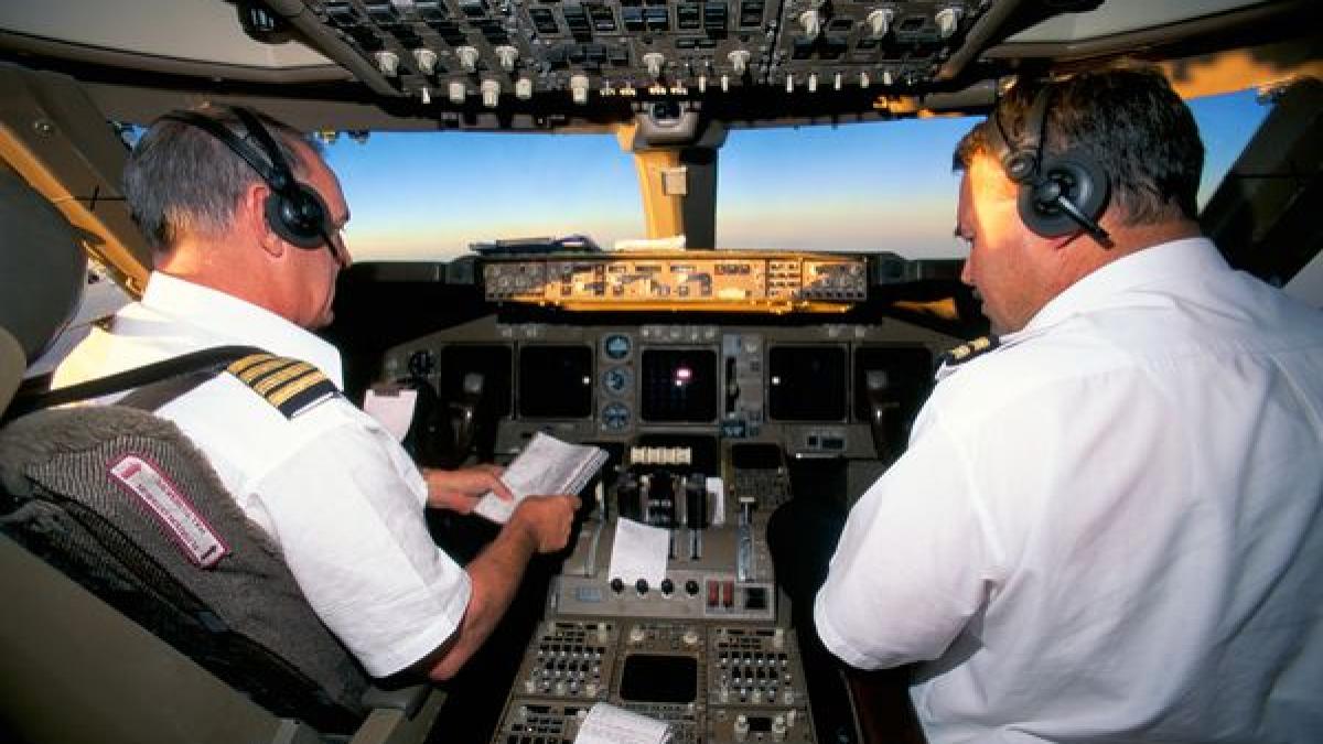 ce se intampla atunci cand zbori cu avionul aerul pe care il respiri este de la motor