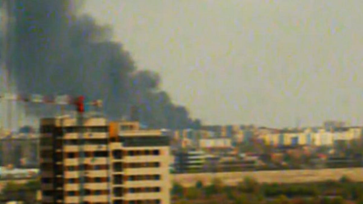 incendiu puternic la un depozit de cauciucuri din bucuresti poluarea este enorma pentru mediu