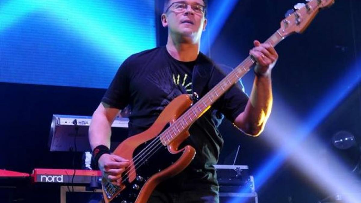 mru vedeta rock fostul premier a cantat la concertul bere gratis