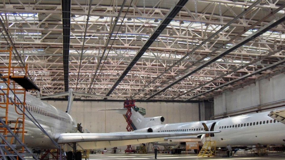 100 de minute tun de milioane de euro la romaero guvernul a depus plangere la dna