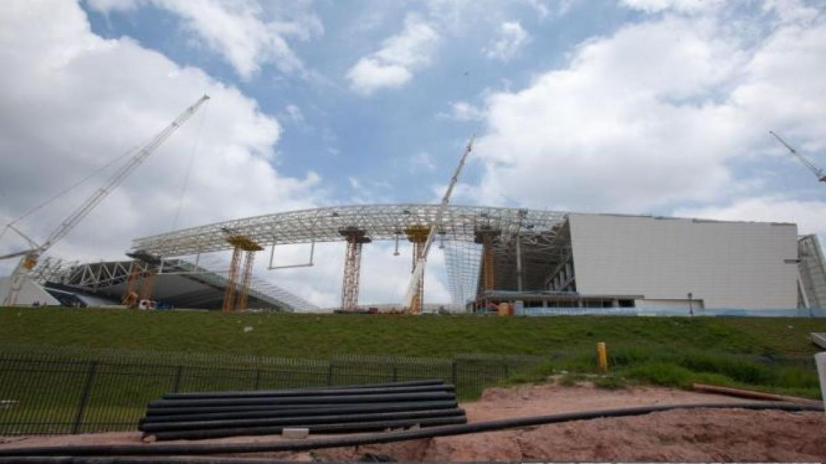 secretarul general al fifa ii critica din nou pe organizatorii cupei mondiale nu suntem pregatiti