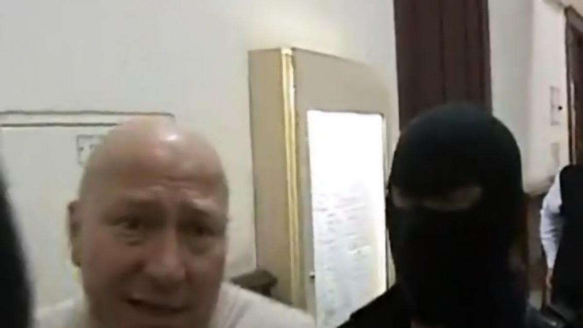 zaher iskandarani este cautat de politistii din intreaga tara