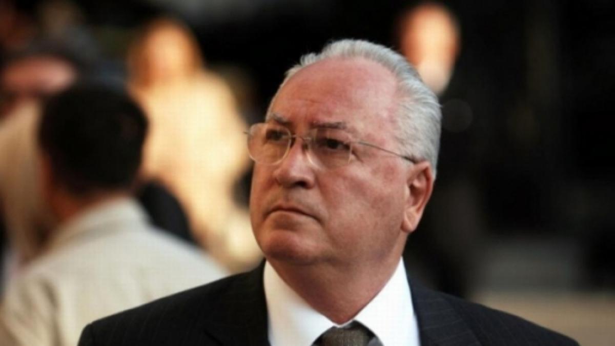 senatorii liberali se plang ca muncesc prea putin vezi ce spun pesedistii