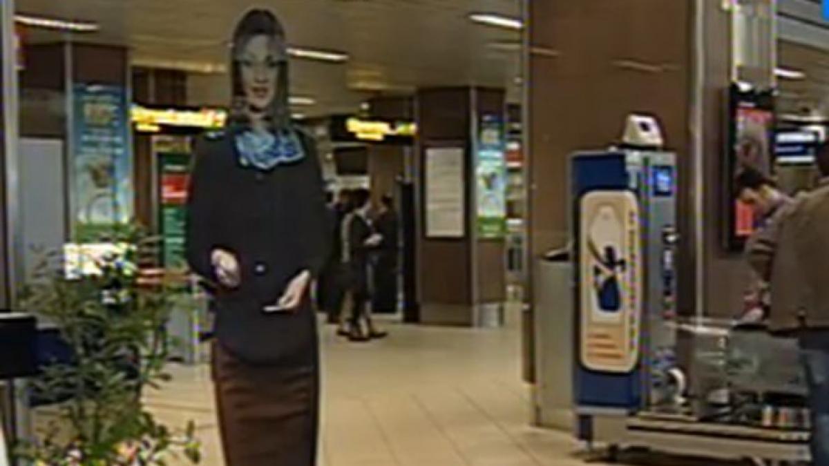 bani aruncati pe fereastra asistentele virtuale de pe aeroportul henri coanda nu mai functioneaza