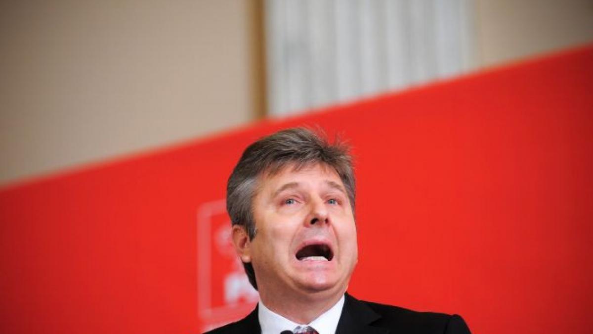 pandele raspunde atacurilor presedintelui nu e vina familiei mele ca ioana basescu este subiectul