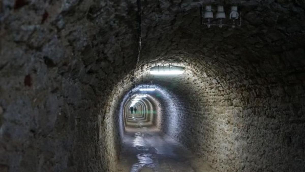 romania prea saraca sa inchida definitiv minele