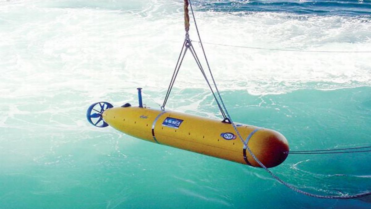 avionul malaiezian disparut cautat cu submarinul dupa 6 ore de scanare pe fundului oceanului nu a