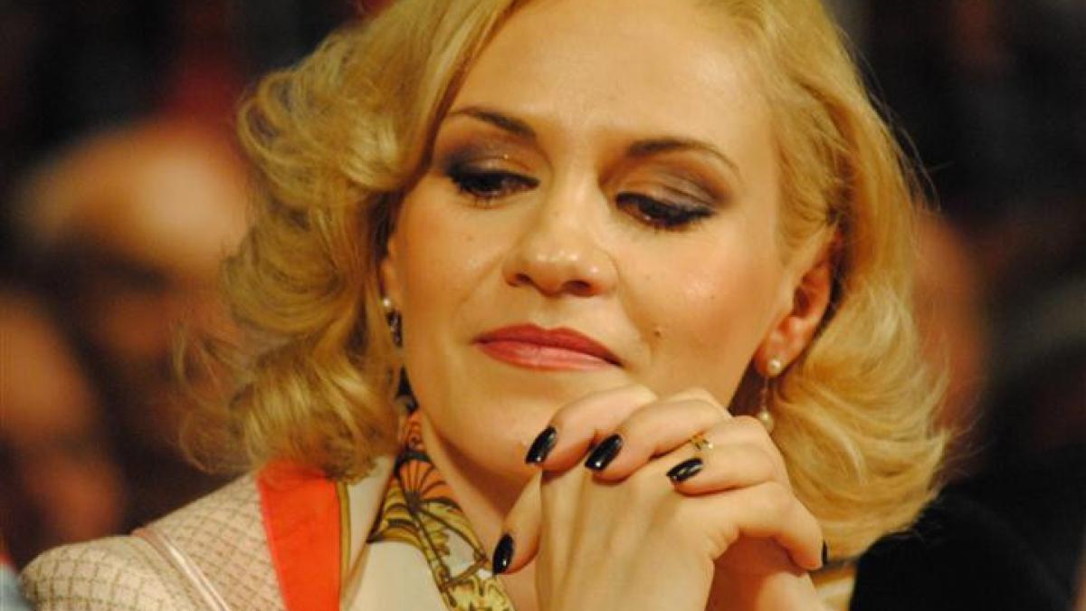 firea a depus plangerea penala impotriva lui traian basescu i a terfelit pe toti apropiati mie i a