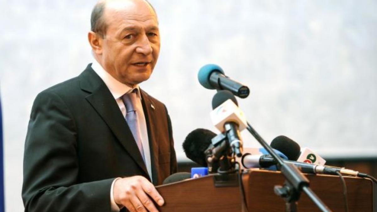 170 de parlamentari il reclama la parchet pe traian basescu pentru amenintari si santaj