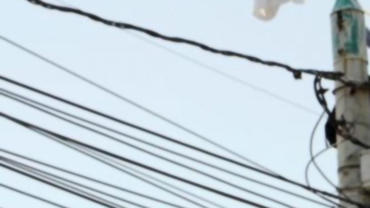 taxa pe stalp ar putea sa nu fie aplicata din cauza presiunilor facute de companiile mari