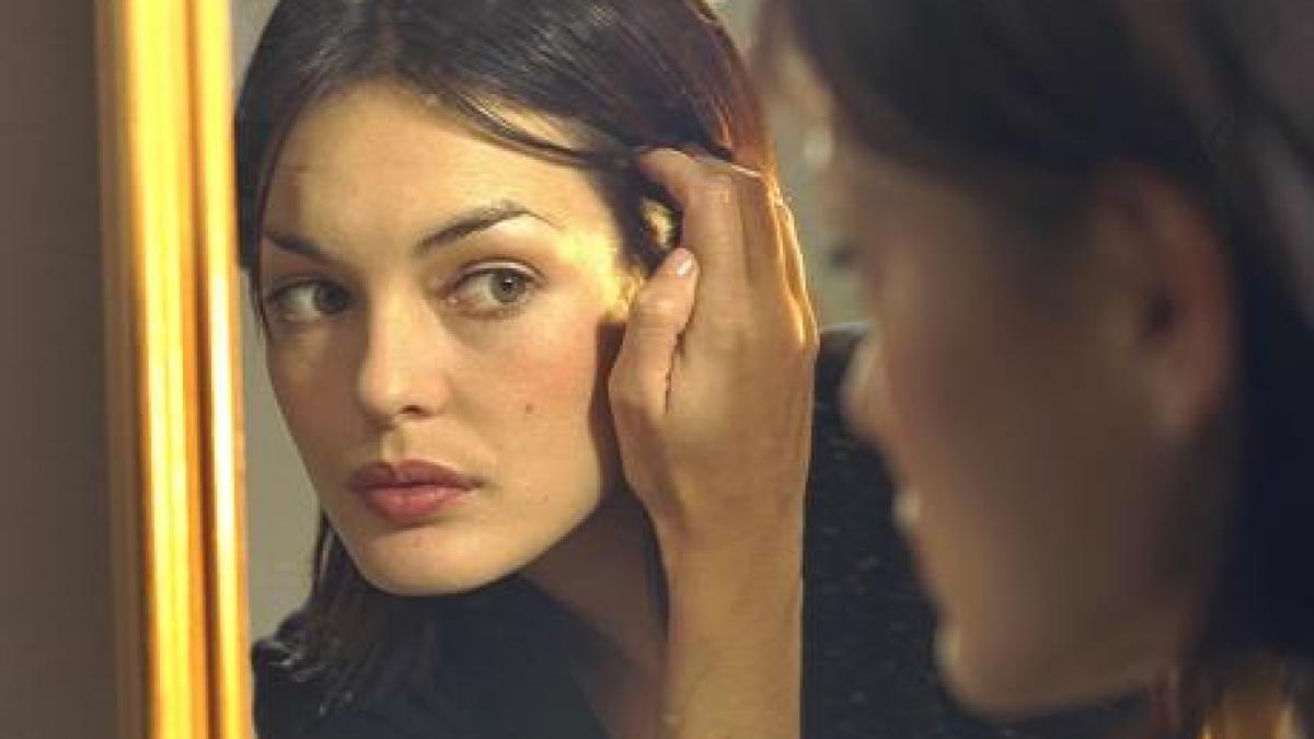 motivele nebanuite pentru care femeile se vad mereu mai grase decat sunt