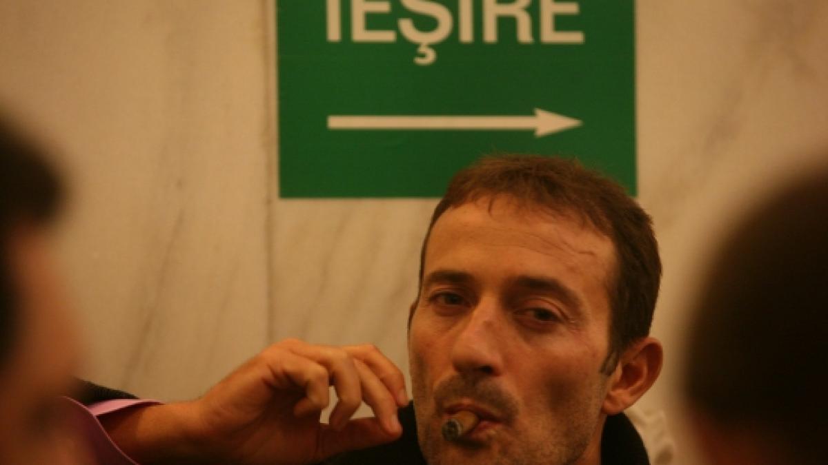 radu mazare are emotii procurorii dna fac perchezitii in dosarul in care este cercetat primarul