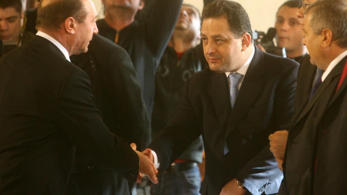 deziluzia optica primarul general si primarul generala