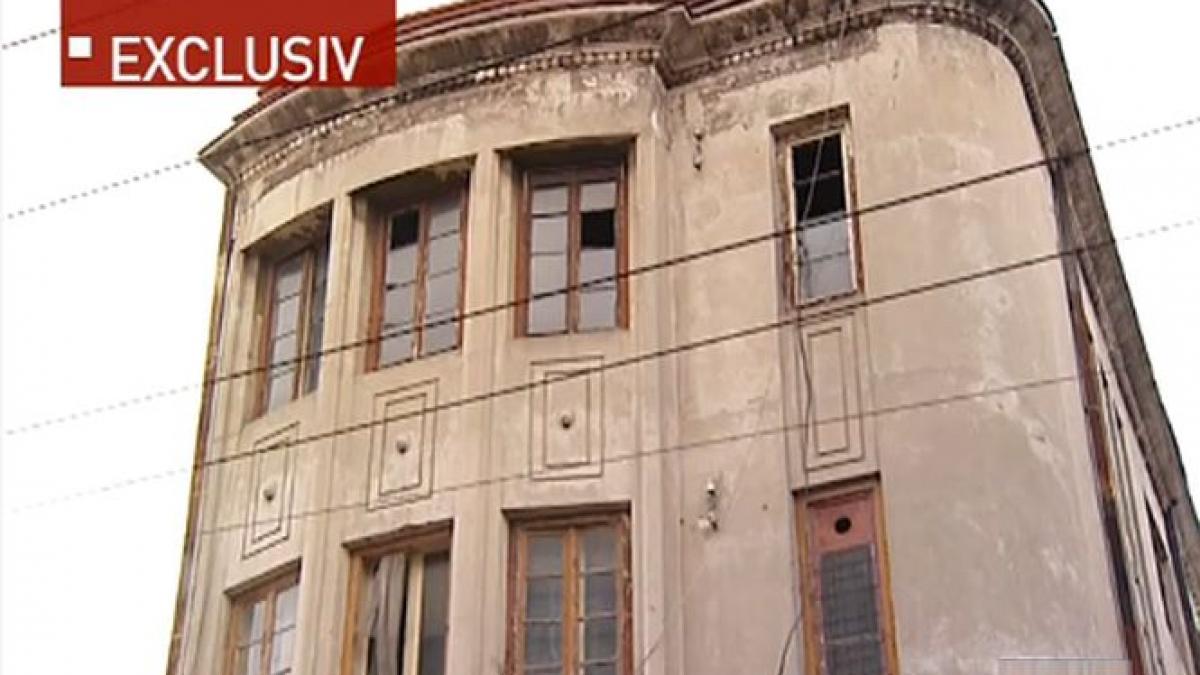 imagini cu vila retrocedata de traian basescu unei femei moarte de patru ani