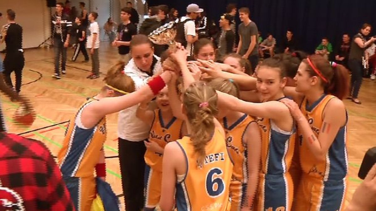 every time Lionel Green Street unit Echipa de baschet feminin CSS Ploieşti, câştigătoare a celui mai mare  turneu european de juniori