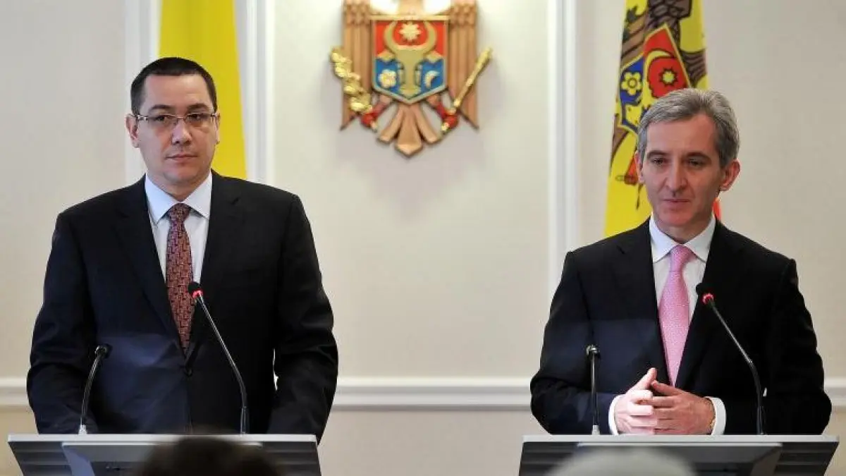 ponta visul meu este ca in 2019 cand vom avea presedintia ue la masa sa stea si r moldova