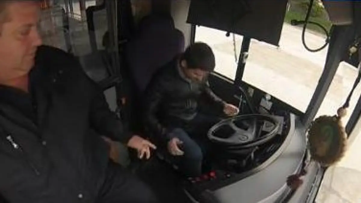 experiment antena 3 o zi din viata unui sofer ratb