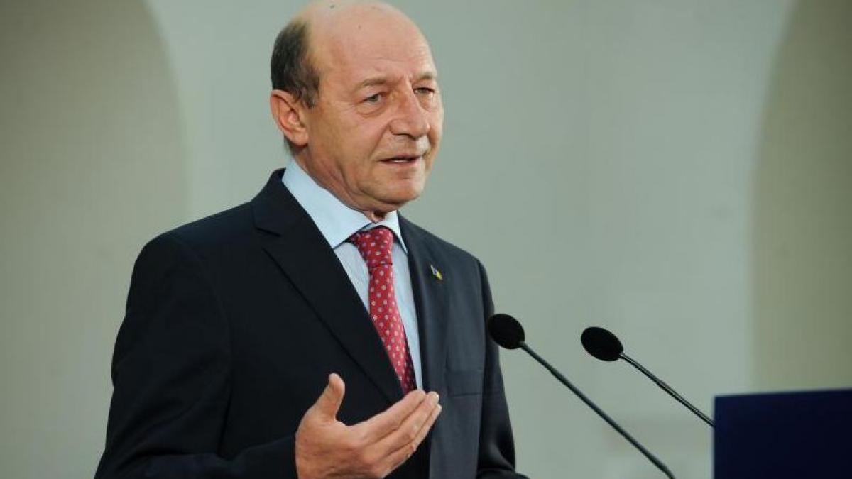 partidul lui traian basescu campanie cu liste false