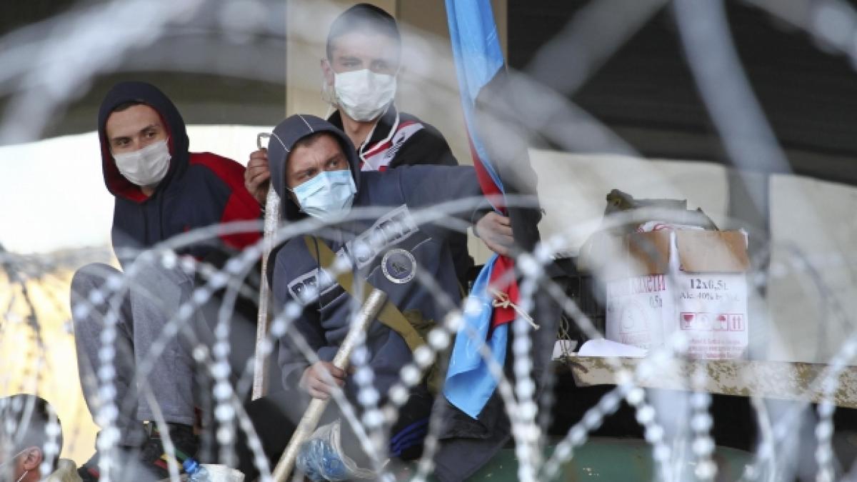 confruntari intre separatisti si manifestanti proeuropeni in orasul donetk