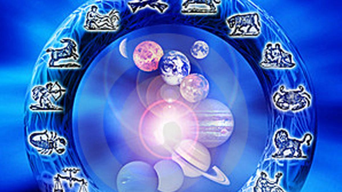 horoscopul lunii mai cum stati cu dragostea banii si sanatatea in ultima luna de primavara