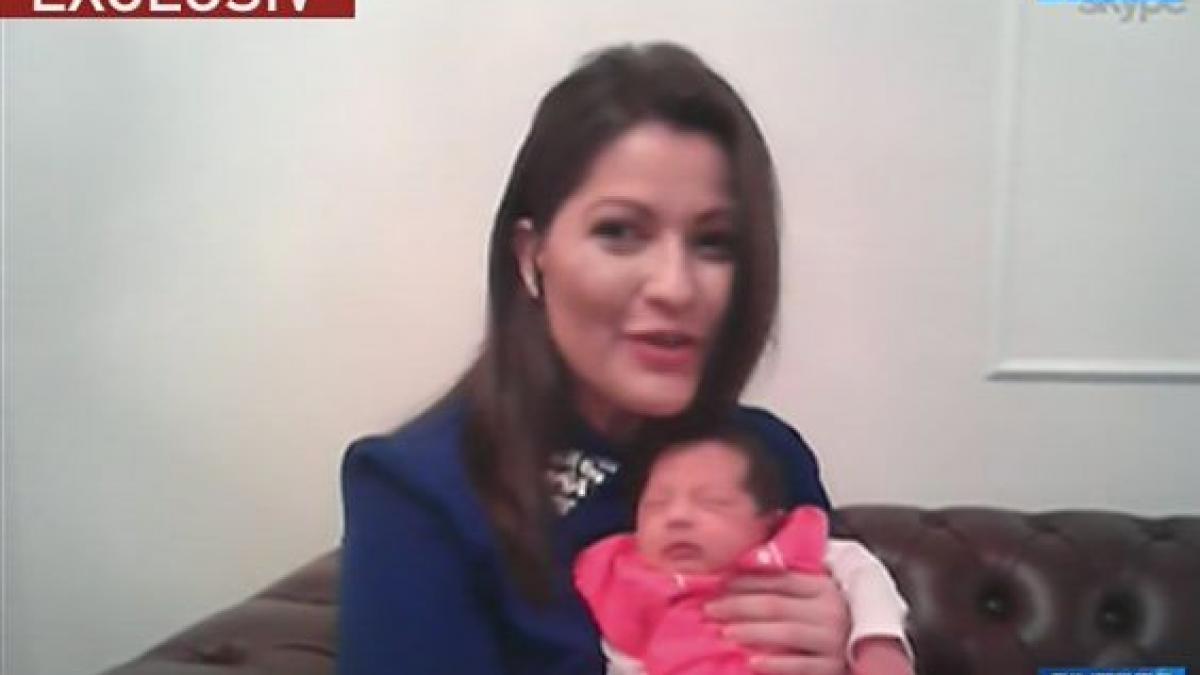 oana stancu si fetita ei maria victoria la sinteza zilei e un copil foarte puternic chiar daca s a