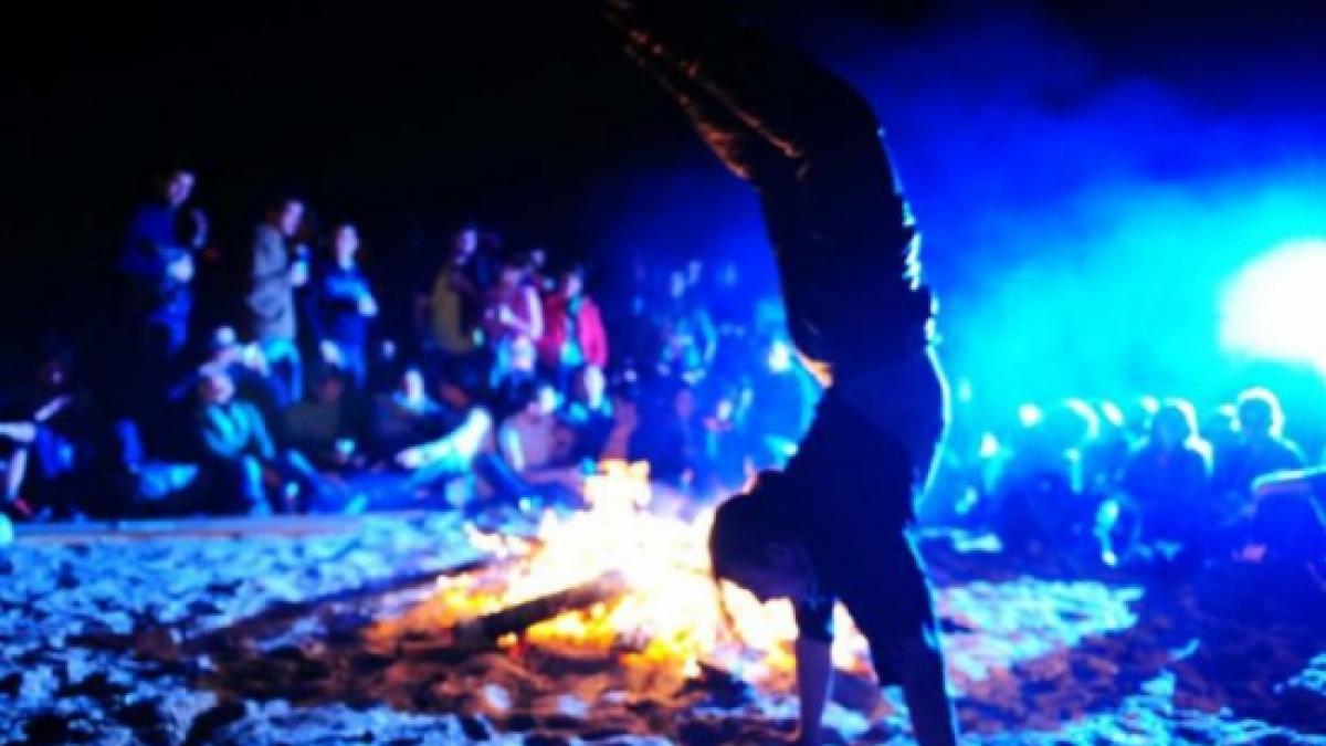 romania e in vacanta de 1 mai vama veche centrul petrecerilor fara inhibitii