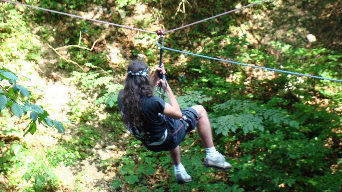 dupa doua zile de gratare romanii au trecut la miscare in aer liber
