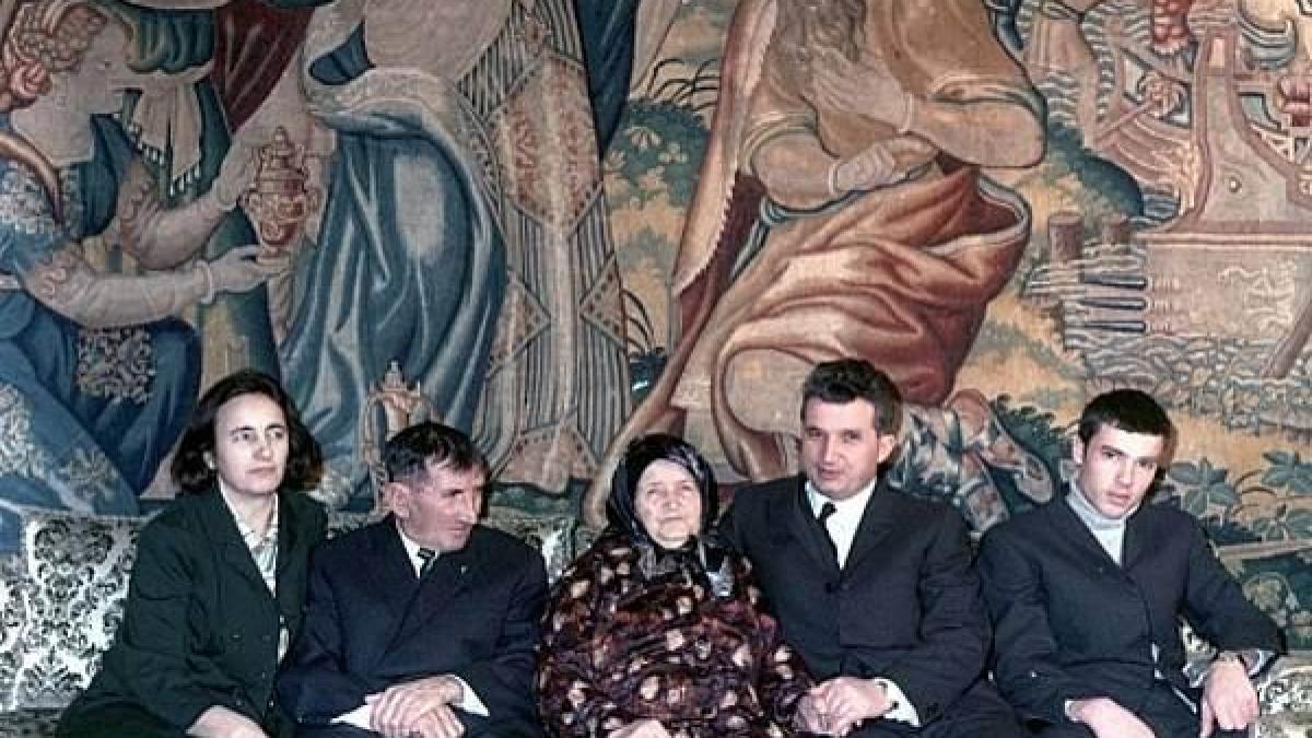 din culisele familiei ceausescu cum se dadea in vant dictatorul dupa stevie spanac si urzici