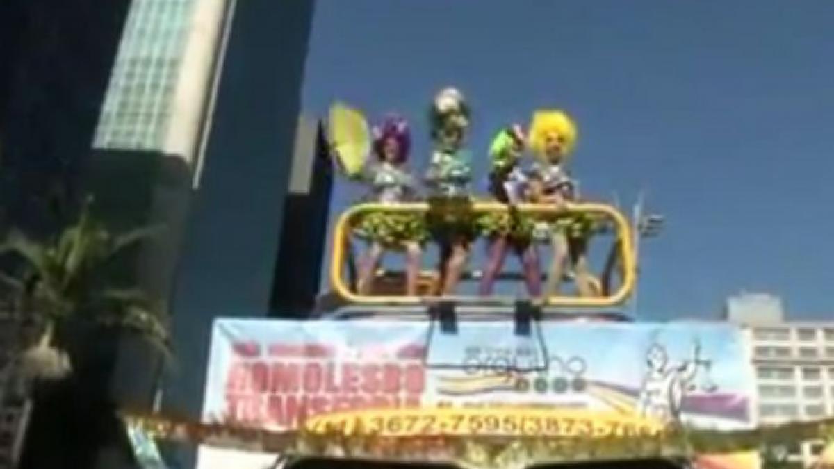 sute de mii de oameni au participat la cea mai mare parada gay homosexualii brazilieni au