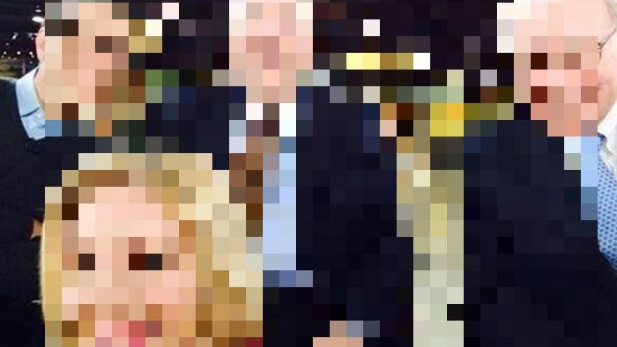 cel mai tare selfie cei mai bogati oameni din lume intr o singura poza