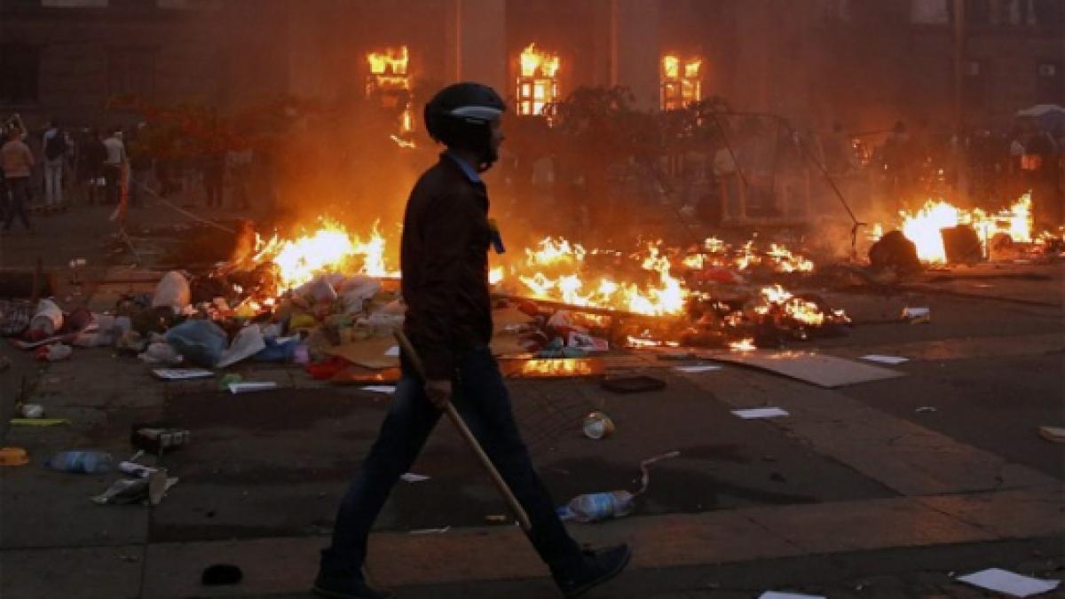 se va solutiona criza din ucraina kievul propune organizarea unor mese rotunde la nivel national