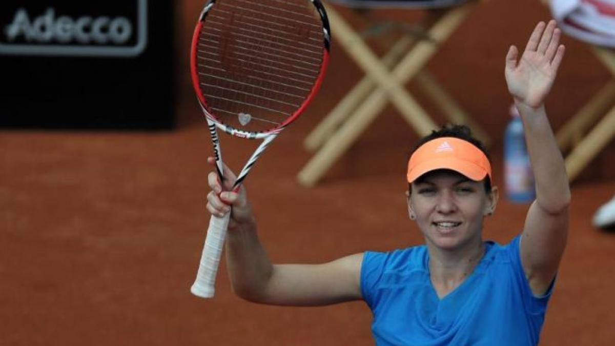 simona halep a invins o pe ana ivanovic si s a calificat in semifinale la madrid
