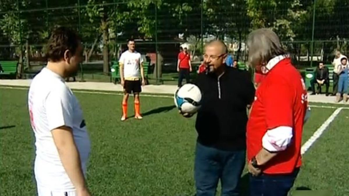 campanie electorala prin miscare ilie nastase si alfred mihai intalnire pe terenul de sport