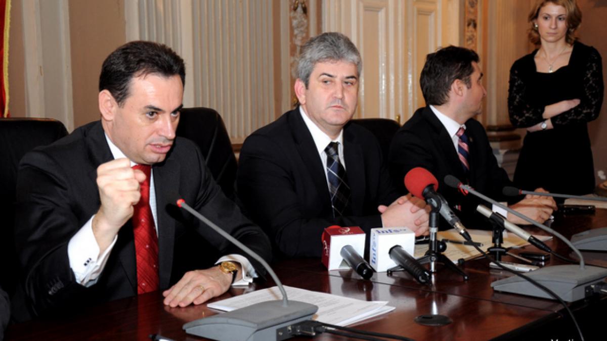 deziluzia optica interesul national poarta fesul