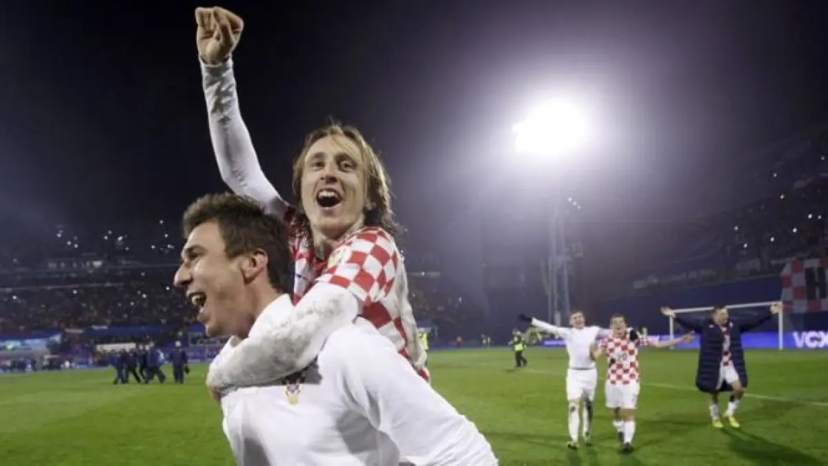 luca modric si mario mandzukic vedetele lotului croatiei pentru cupa mondiala din brazilia