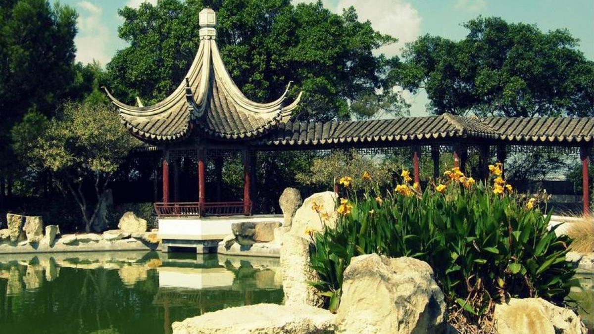 gradini istorice versus gradini moderne in malta