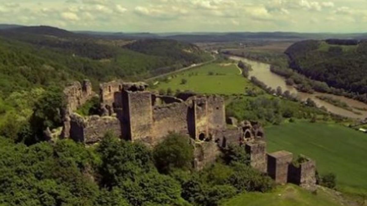 romania la inaltime cetatea soimos unul dintre cele mai spectaculoase locuri din romania