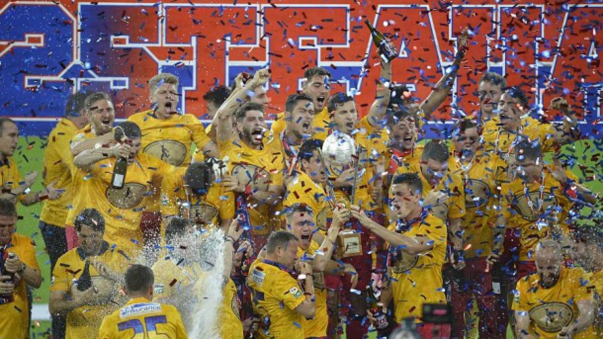steaua a primit trofeul de campioana a ligii i dupa o festivitate spectaculoasa ros albastrii