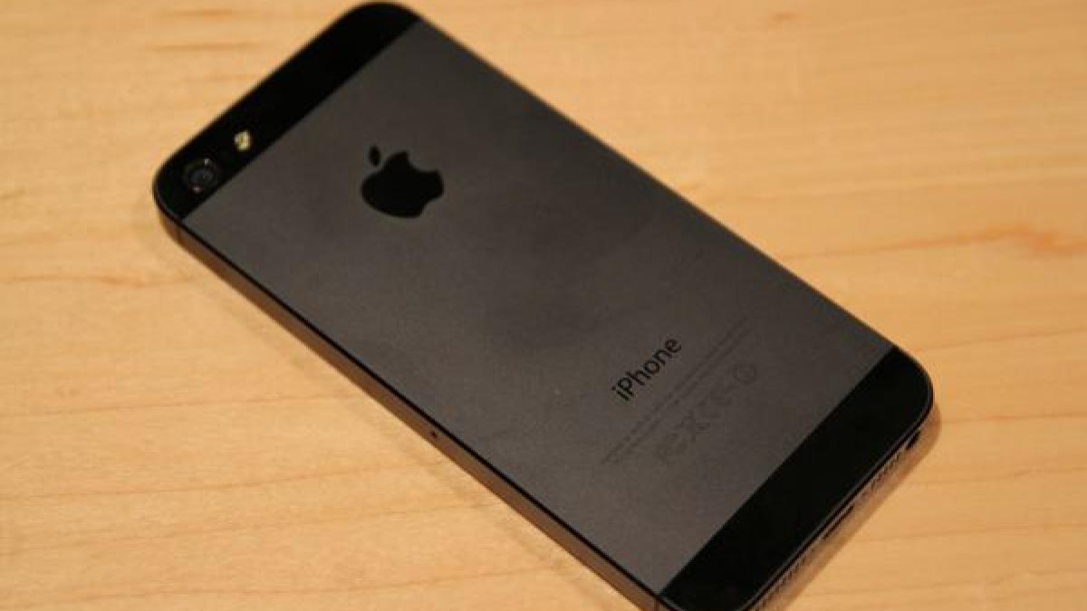 si a vandut iphone ul stricat cu 66 000 de dolari ce avea atat de special telefonul