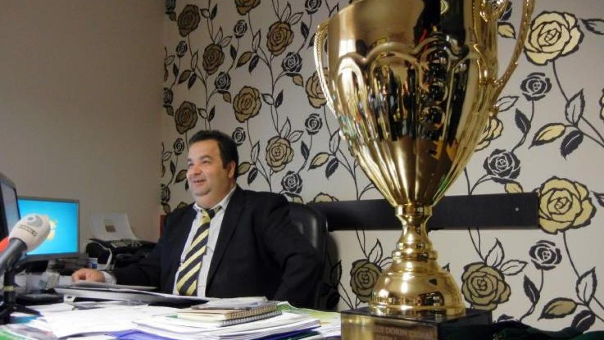 dorin cioaba vrea sa se vada cu angela merkel autointitulatul rege international al romilor s a