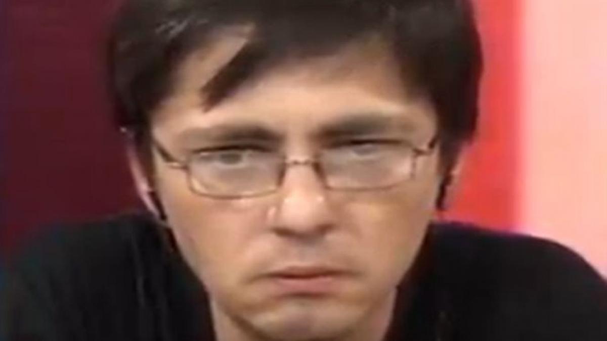 barbatul care l a scuipat pe traian basescu obligat de procurori sa se interneze la psihiatrie