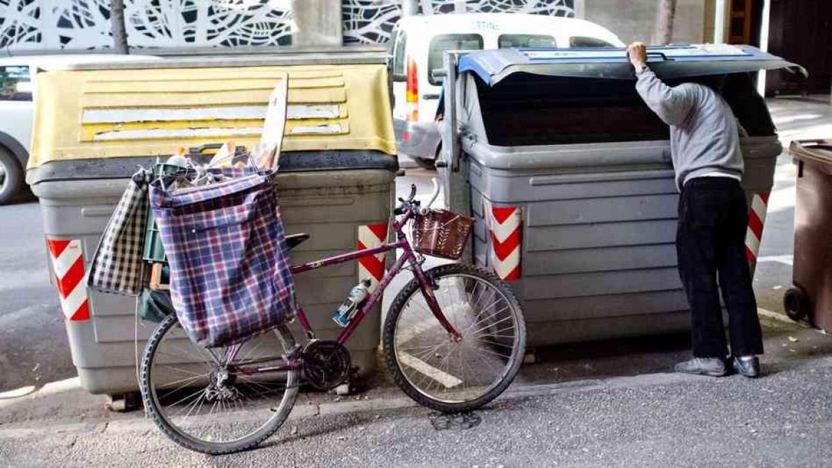 a fost una din cele mai puternice tari din europa dar acum se afla in pragul colapsului 1 din 5