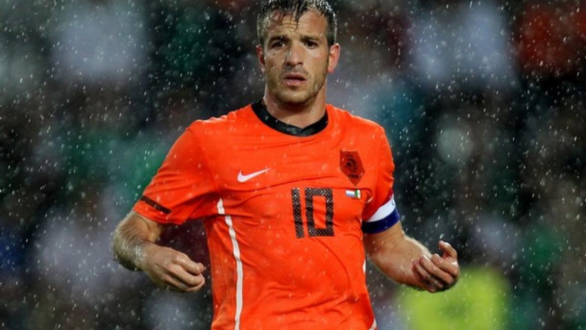 rafael van der vaart s a accidentat si nu va juca la cupa mondiala
