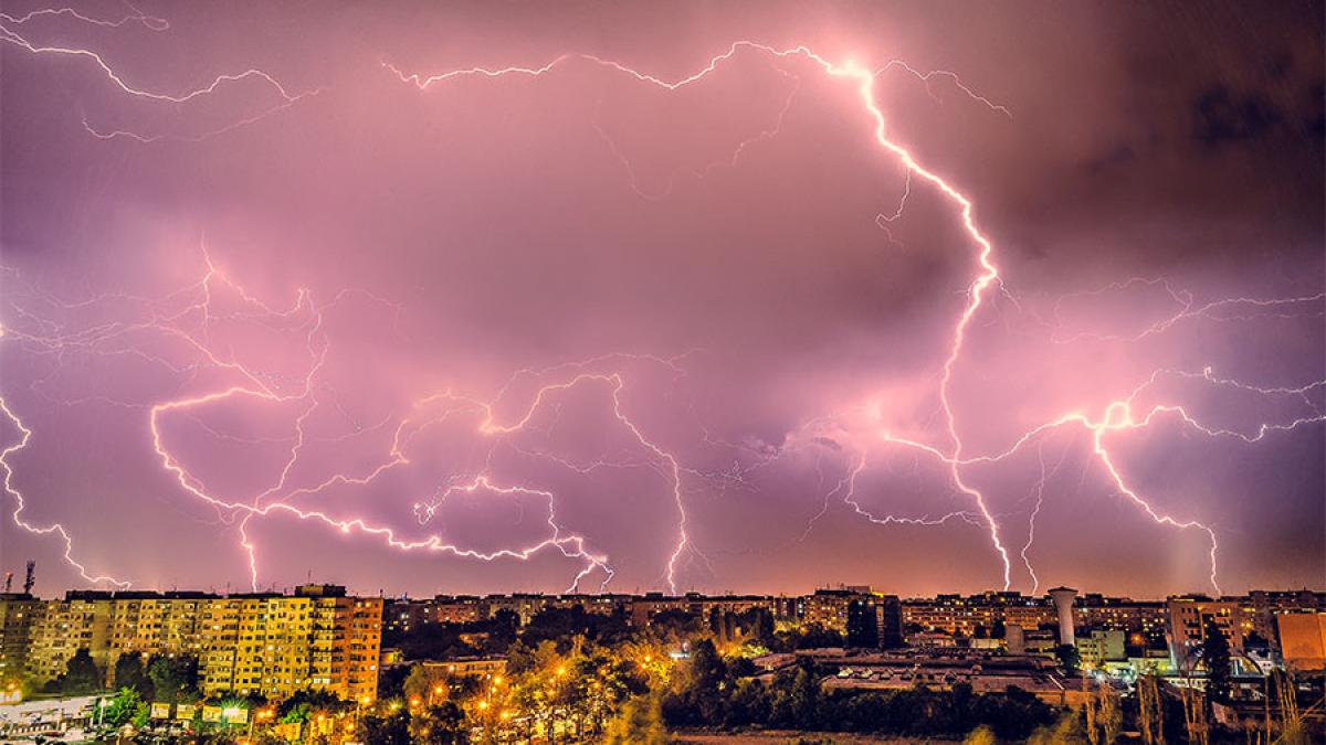 avertizarile meteorologilor s au adeverit 36 de judete si capitala vor fi afectate