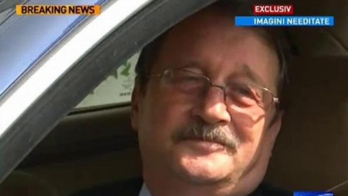 mircea basescu primele imagini si declaratii dupa flagrantul de santaj ma astept la orice