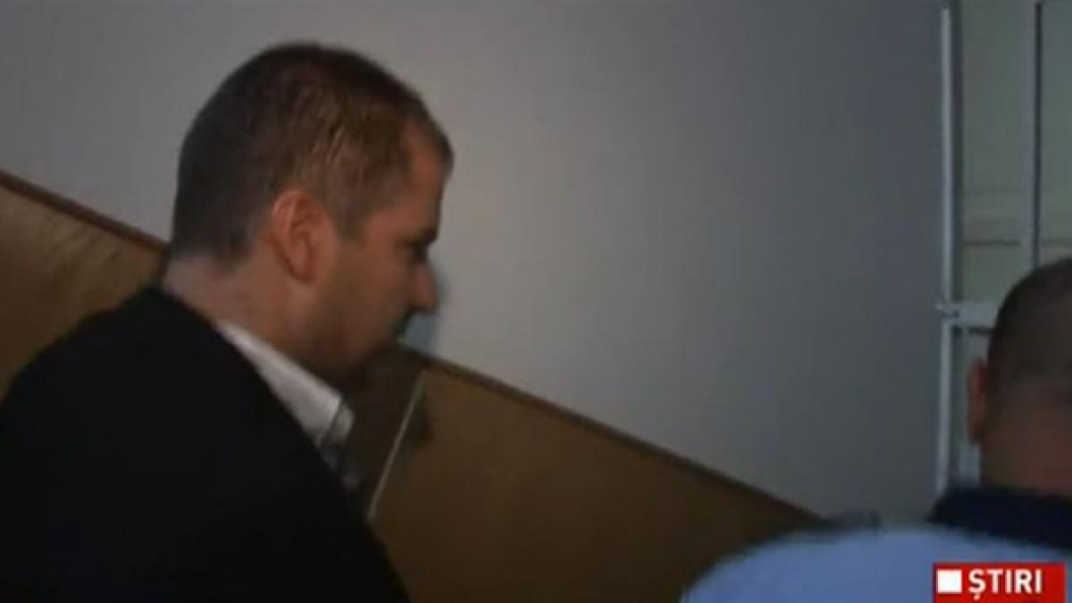 medicul acuzat de trafic cu ovule arestat la domiciliu pentru 20 de zile