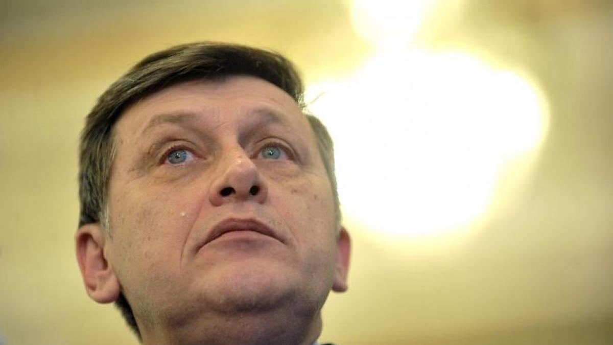 ponta decizia lui crin singura varianta rationala simt o mare tristetete pentru un om care mi a