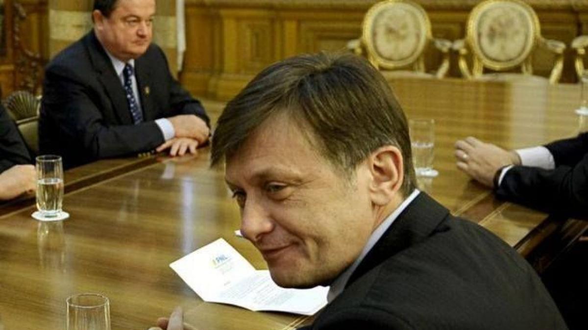 deziluzia optica buldogul si demagogul